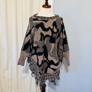 ACExpressions Womens Camo Print Poncho Sweater Fringe Trim Boat Neck Onesize